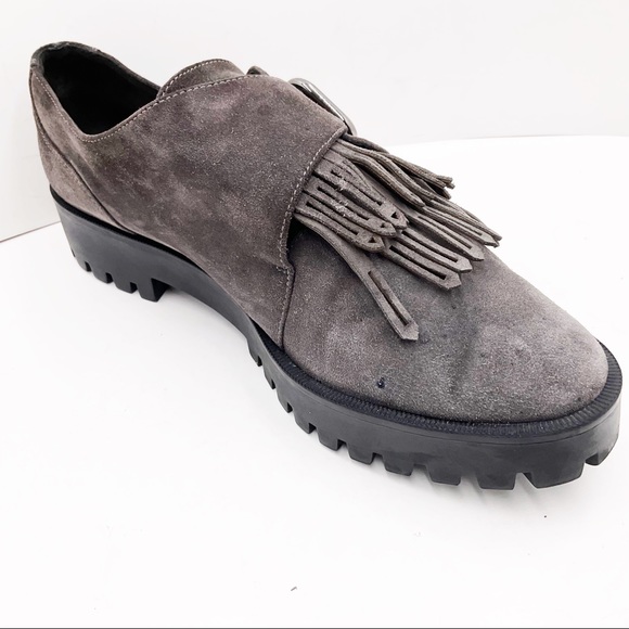 {Vis Spigia} Suede Fringed Loafers - Picture 4 of 16